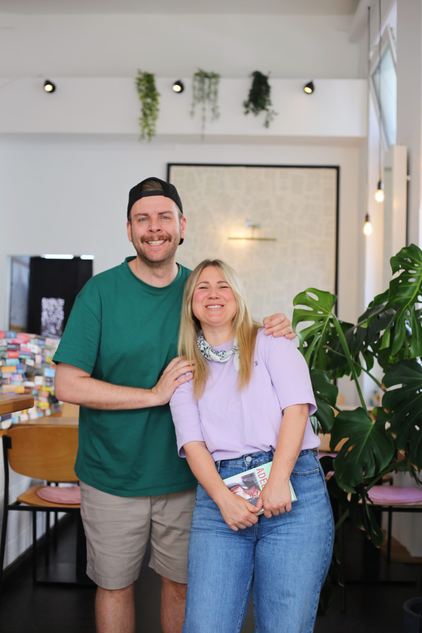 SISU LOU – Lesungen, Walking Book Clubs & Gemeinschaft